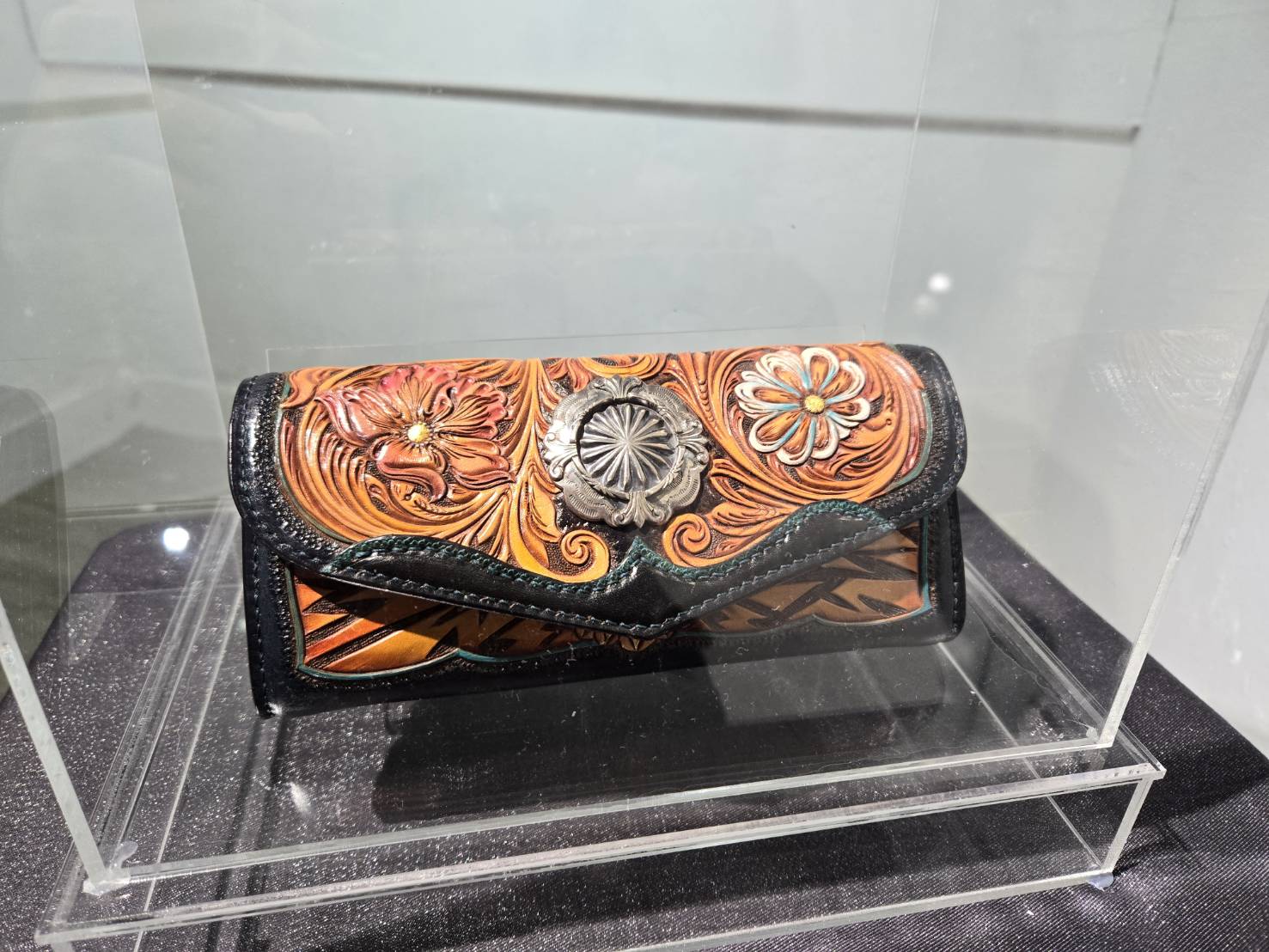蔡育恆作品皮革工藝
