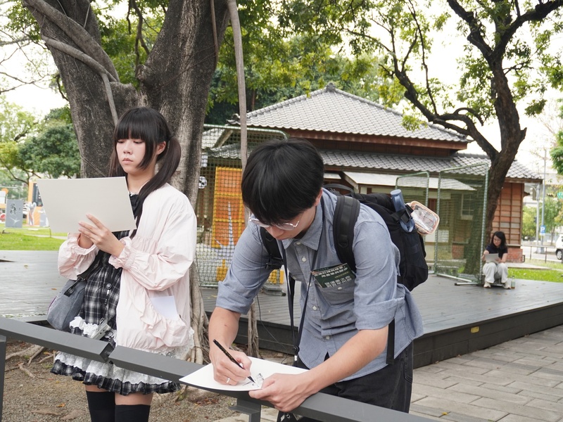 在台中舊城中取景取靈感並作漫畫