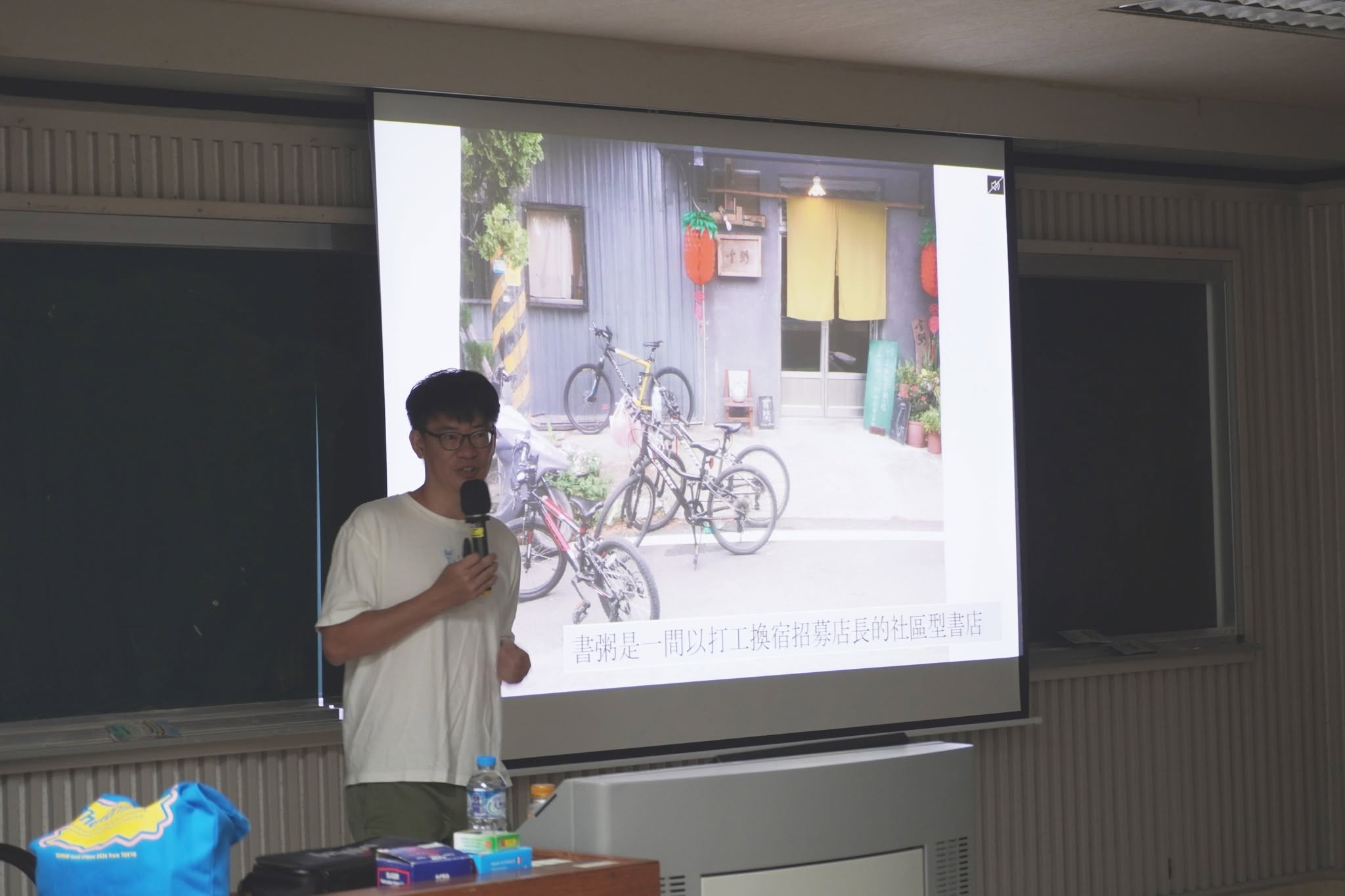 師生與講師大合照